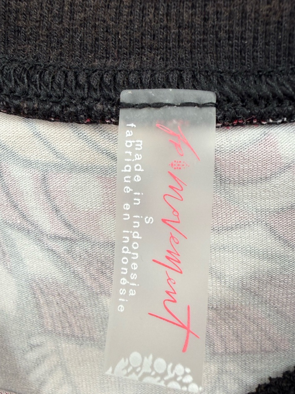free people movement Hot Shot Wildflower Crop Top Size S Rare Print Activewear - Picture 5 of 12